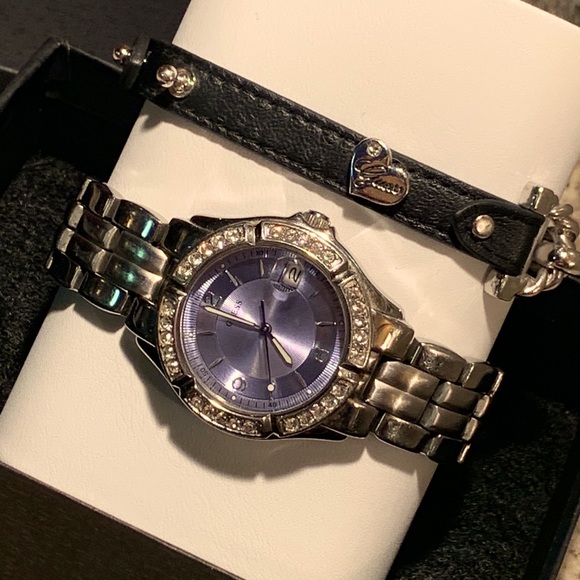 GUESS?SET~SILVER CLOCK?LEATHER/SILVER BRACELET? main image 9